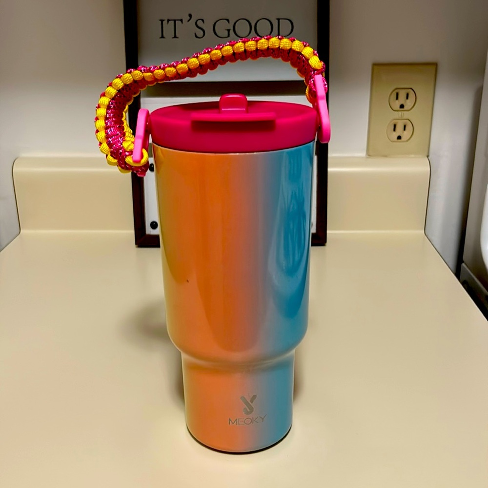 Rainbow MEOKY Water Bottle